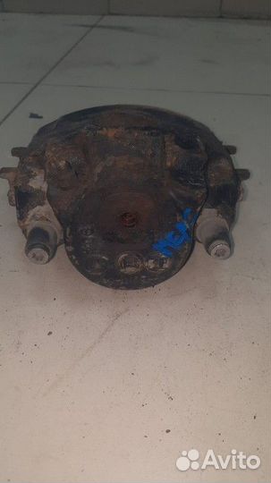 Суппорт передний левый Mercedes-Benz M-class