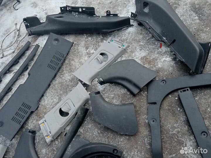 Салонный пластик Hyundai Solaris 2