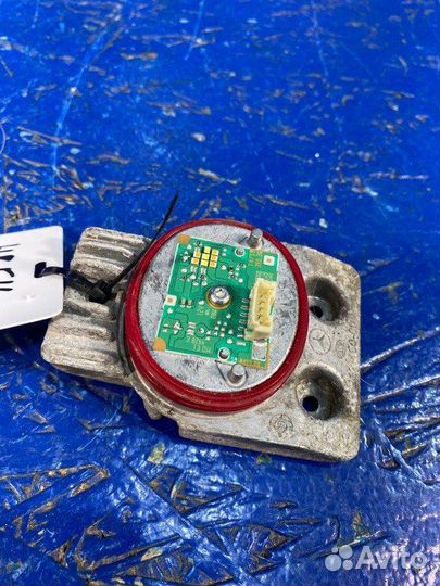 Светодиодный модуль передний Mercedes-Benz C-Class