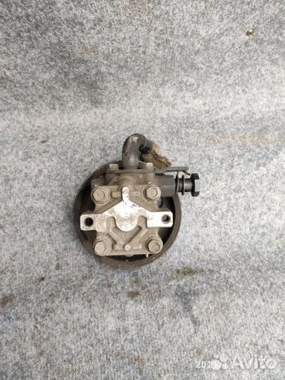 Гидроусилитель передний Kia Magentis 2.0 2005