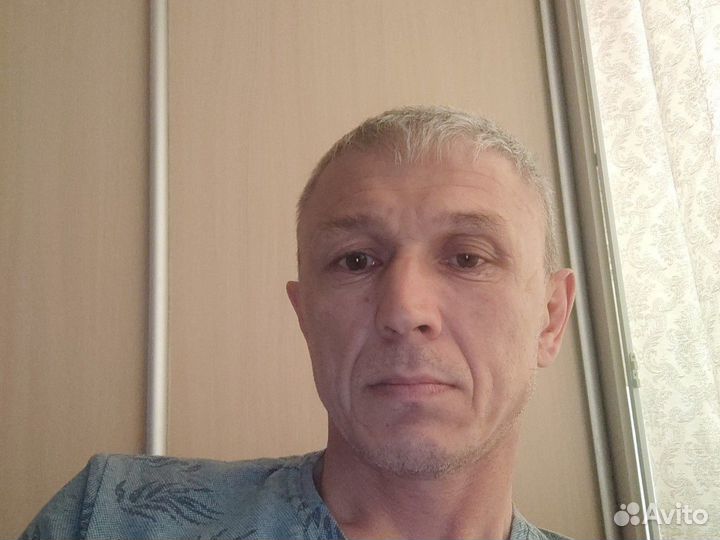Водитель вилочного погрузчика