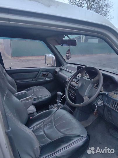 Mitsubishi Pajero 2.5 AT, 1992, 350 000 км
