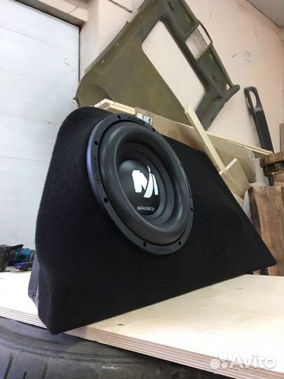 Стелс короб в крыло для сабвуфера