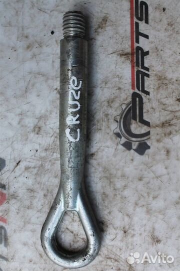 Крюк буксировочный Шевроле Круз