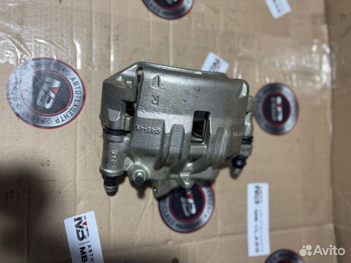 Суппорт тормозной передний правый sprinter W909