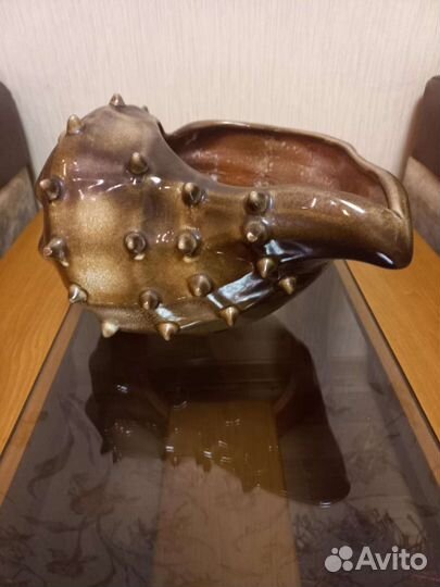Керамический горшок под цветы