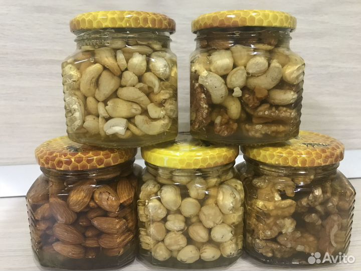 Мед с орехами