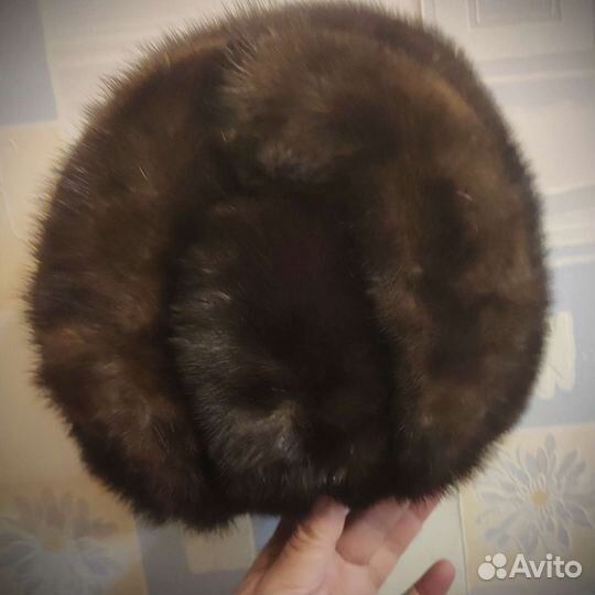 Шляпа женская меховая. 58 р