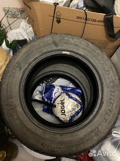 Continental ContiCrossContact LX 215/65 R16