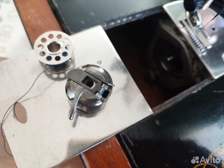 Швейная машинка бу ручная