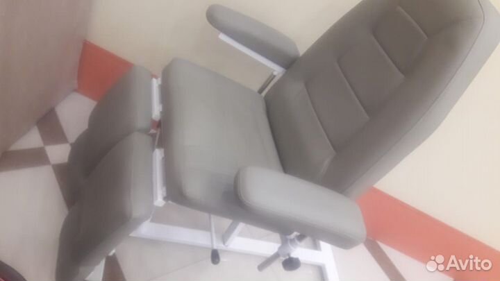 Педикюрное кресло