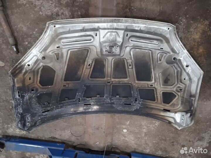 Капот Ford Focus 2 2005-2008