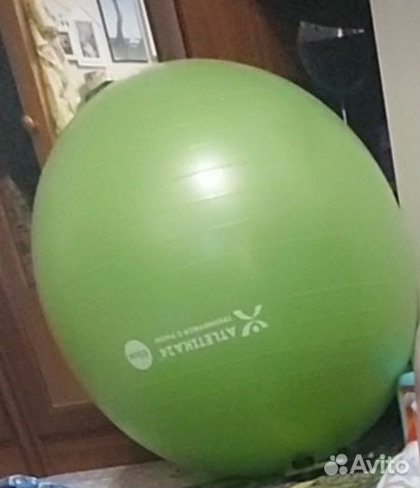 Мяч фитбол