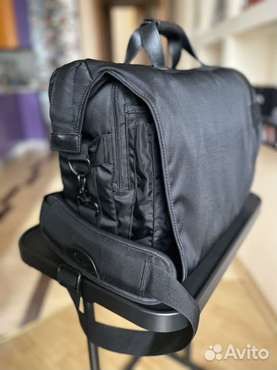 Сумка для фототехники Lowepro 200AW