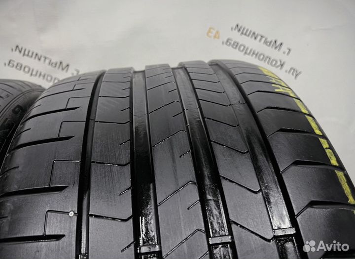 Pirelli P Zero PZ4 285/30 R21 94Y