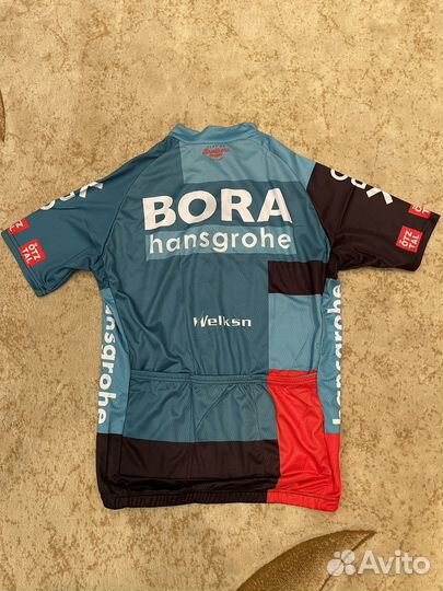 Велоформа команды Bora-hansgrohe