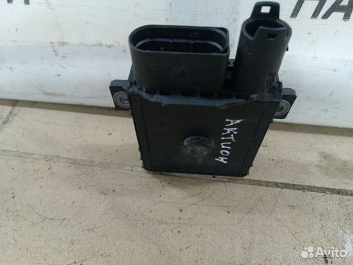 Реле свечей накала Ssangyong New Actyon 2.0 4WD