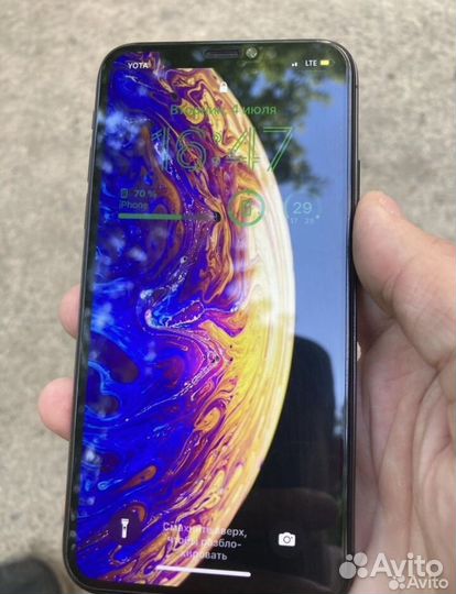 Телефон iPhone XS