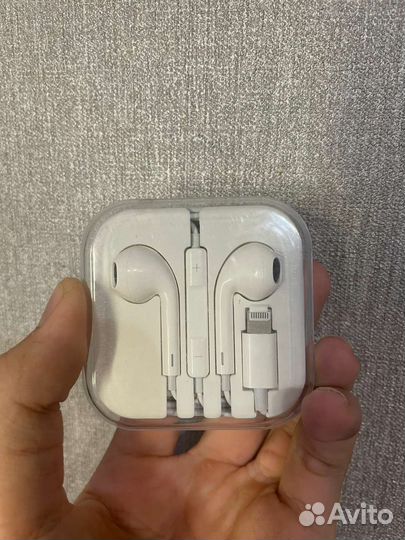 Наушники Apple Earpods lightning