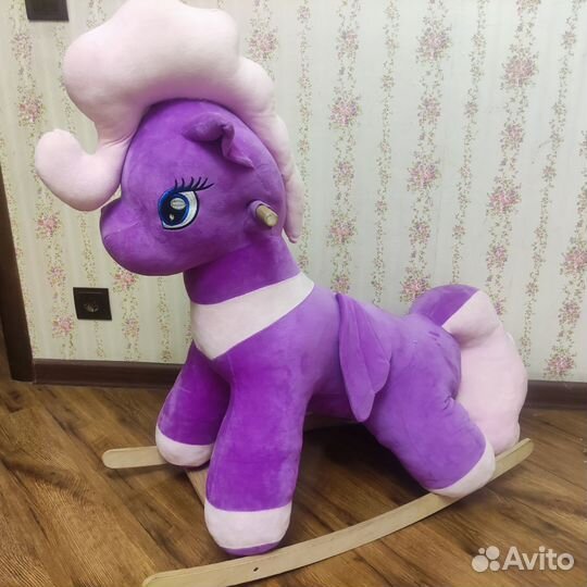 Качалка лошадь