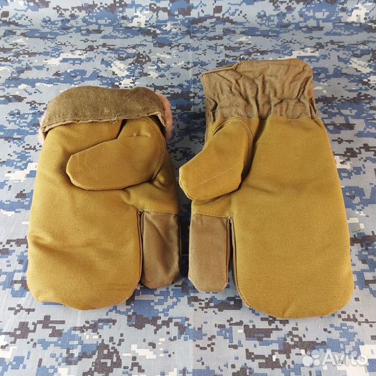 Рукавицы варежки армейские трехпалые меховые СССР