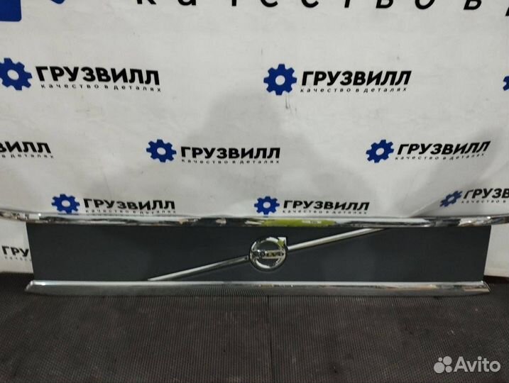 Накладка капота Volvo FH4 82248312