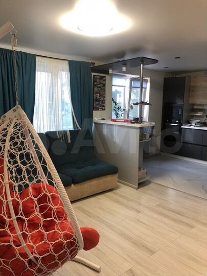 3-к. квартира, 80 м², 1/5 эт.