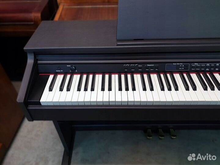 Цифровое пианино (Италия) + Аксессуары
