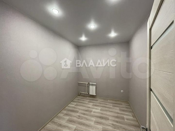 2-к. квартира, 38 м², 3/3 эт.