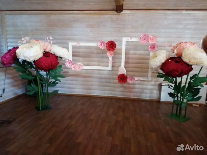 Ростовые цветы для украшения праздника