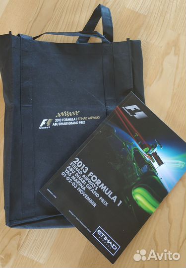 Программы буклеты сувениры F1