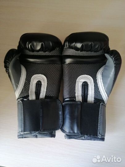 Боксерские перчатки Everlast Elite Pro 10 oz новые