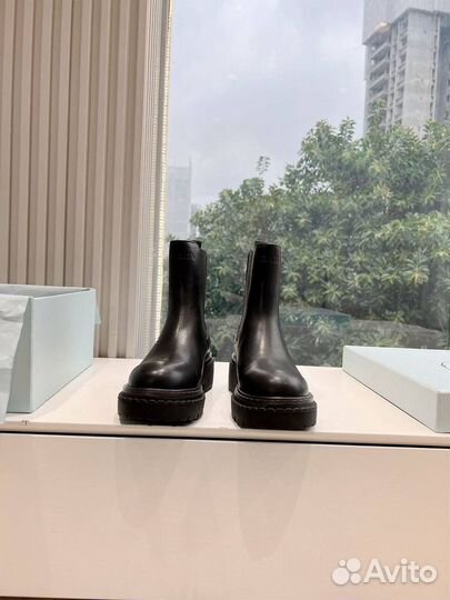 Ботинки Prada