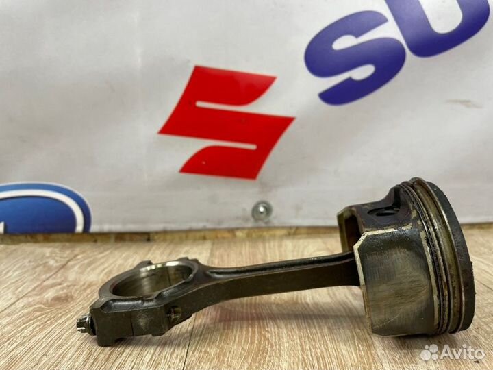 Поршень Ford Focus 2 hxda 2010