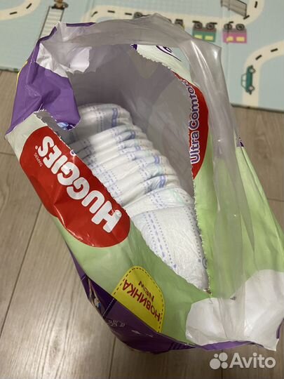 Подгузники huggies