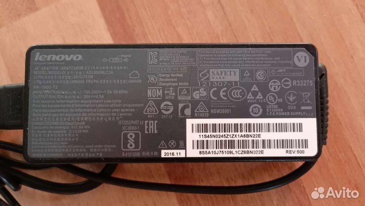 Блок питания Lenovo thinkpad 90 Ватт