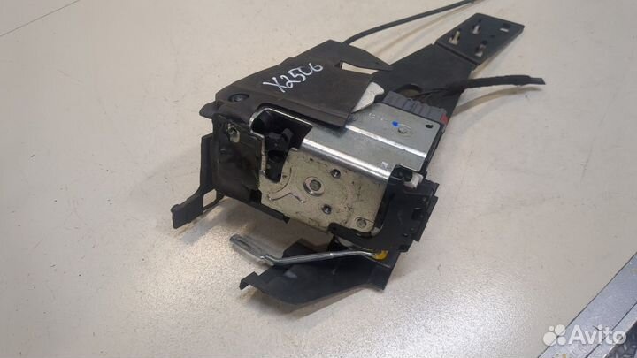 Замок двери Ford Fusion, 2010