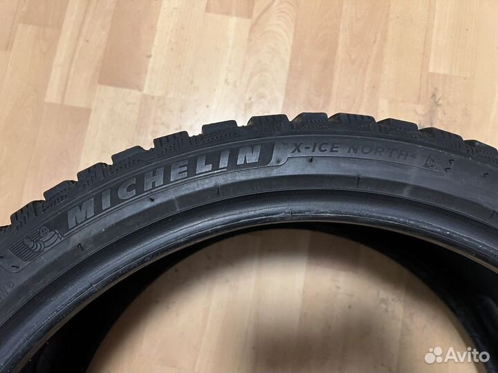 Michelin X-Ice North 4 255/35 R20 97H