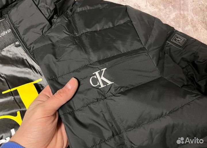Куртки Calvin Klein комфортные