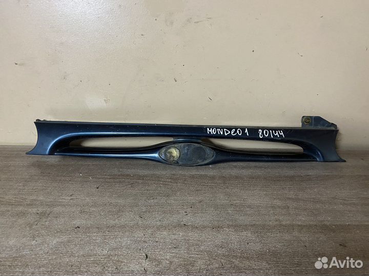 Решетка радиатора ford mondeo 1 1993-1996