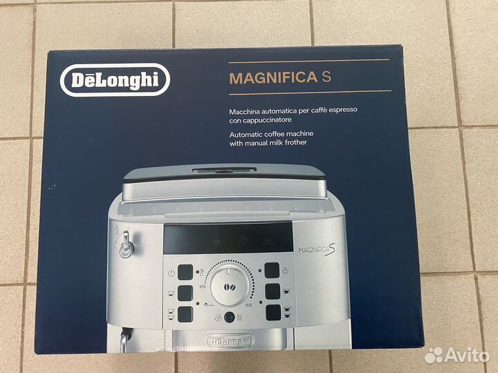 Кофемашина DeLonghi magnifica s ecam21.116.b