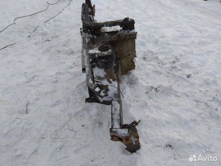 Лонжерон передний правый Mitsubishi Lancer 9