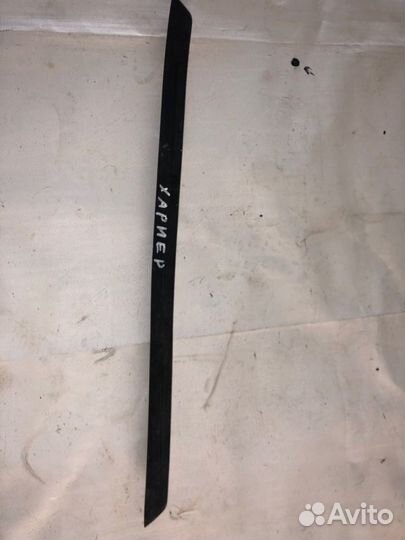 Накладка на порог передняя левая Toyota Harrier