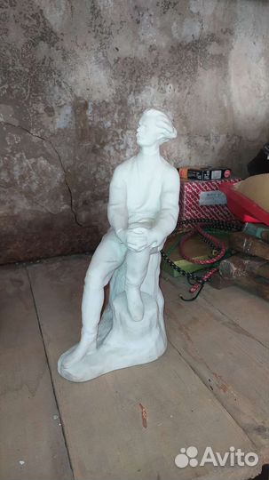 Статуэтки старинные