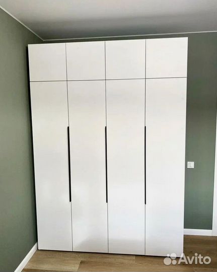 Шкаф распашной в стиле IKEA