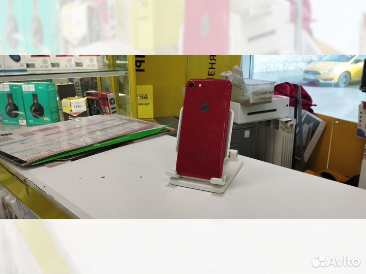 iPhone 8, 64 ГБ
