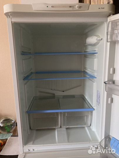 Холодильник бу indesit