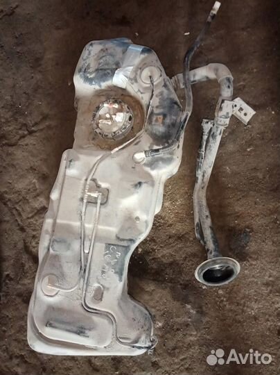 Горловина топливного бака Nissan Tiida C11 2007