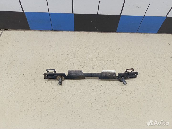 Кронштейн (сопут. товар) 5-serie GT F07 2009-2016