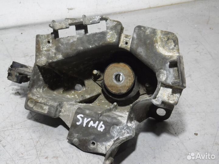 Опора кпп 1.4 Рено Симбол 1